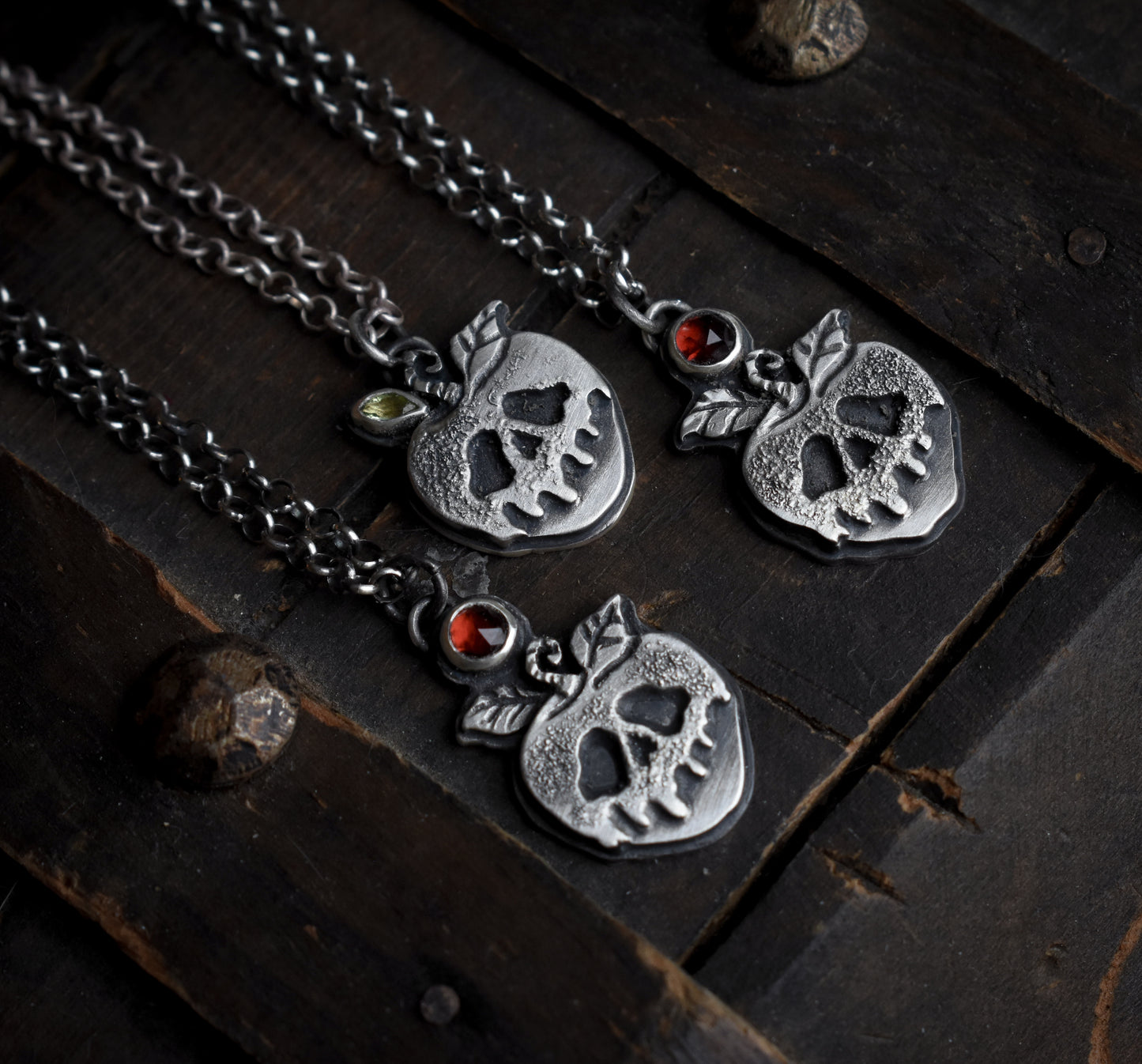 Poison Apples - Garnet/Peridot | Sterling Silver Necklace