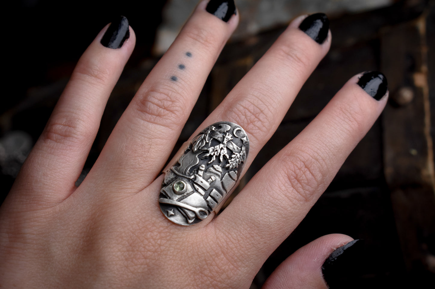 Kitchen Witch Ring 7 3/4 US | Sterling Silver