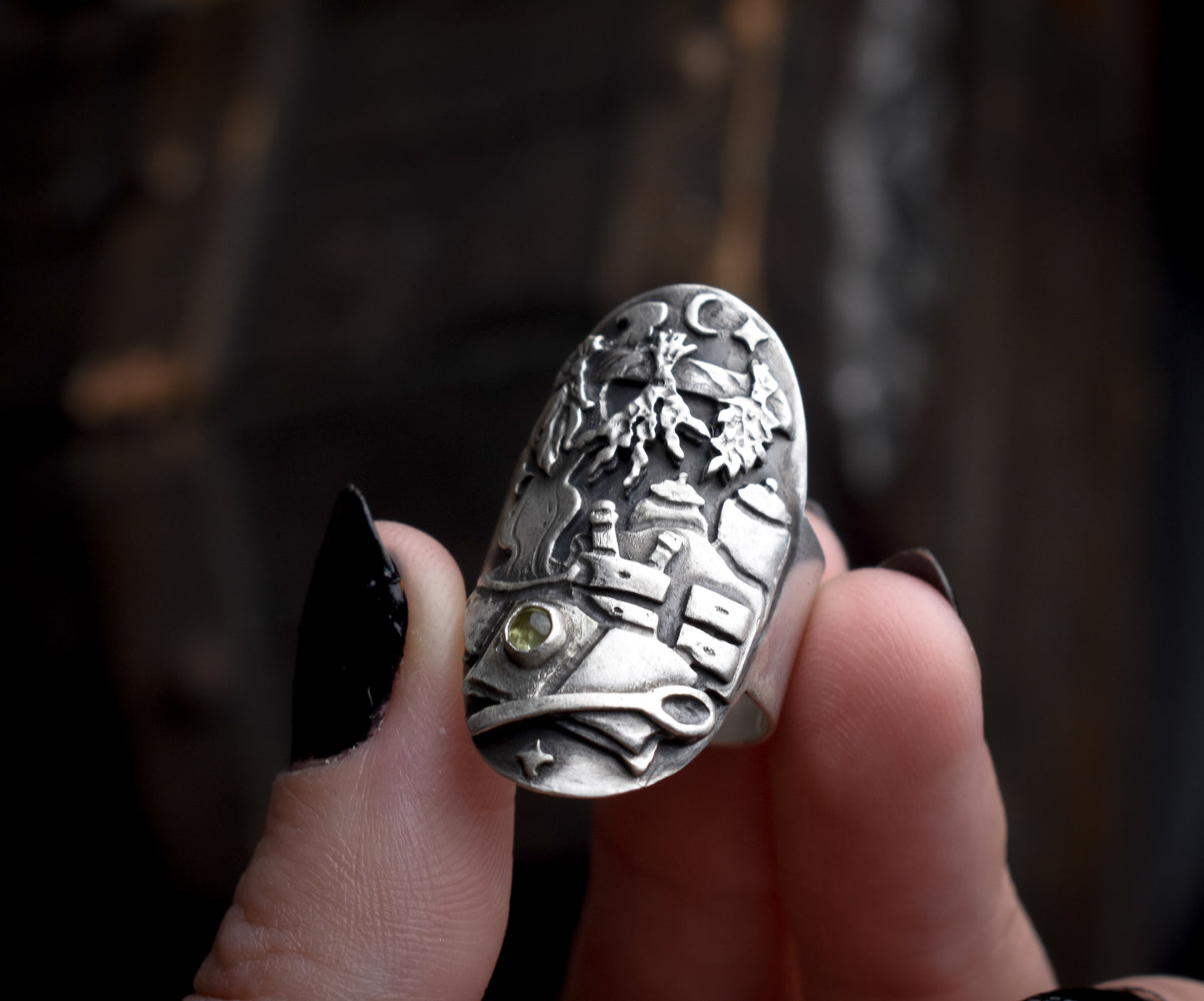 Kitchen Witch Ring 7 3/4 US | Sterling Silver