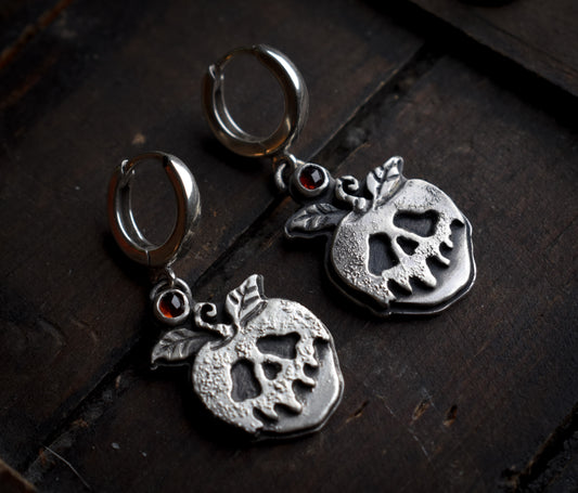 Poison Apples Earrings - Garnet | Sterling Silver